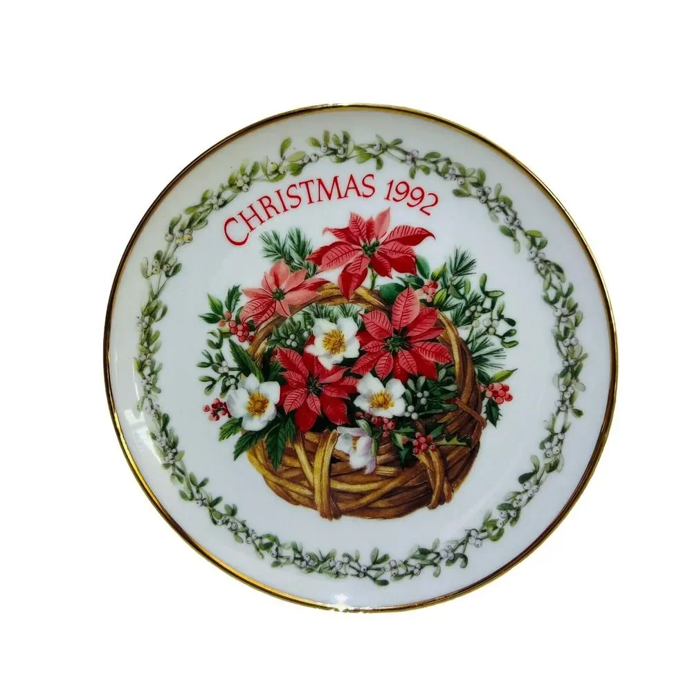 VTG ‘92 American Greeting Christmas 6.5” Porcelain Plate Poinsettia Basket Japan